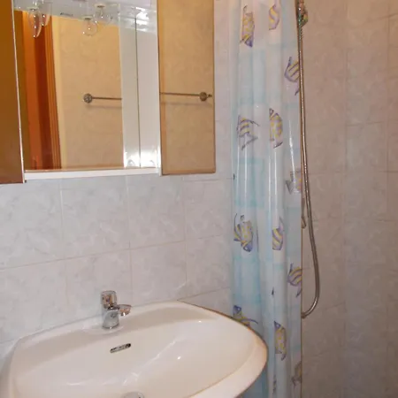 Alba Guest house